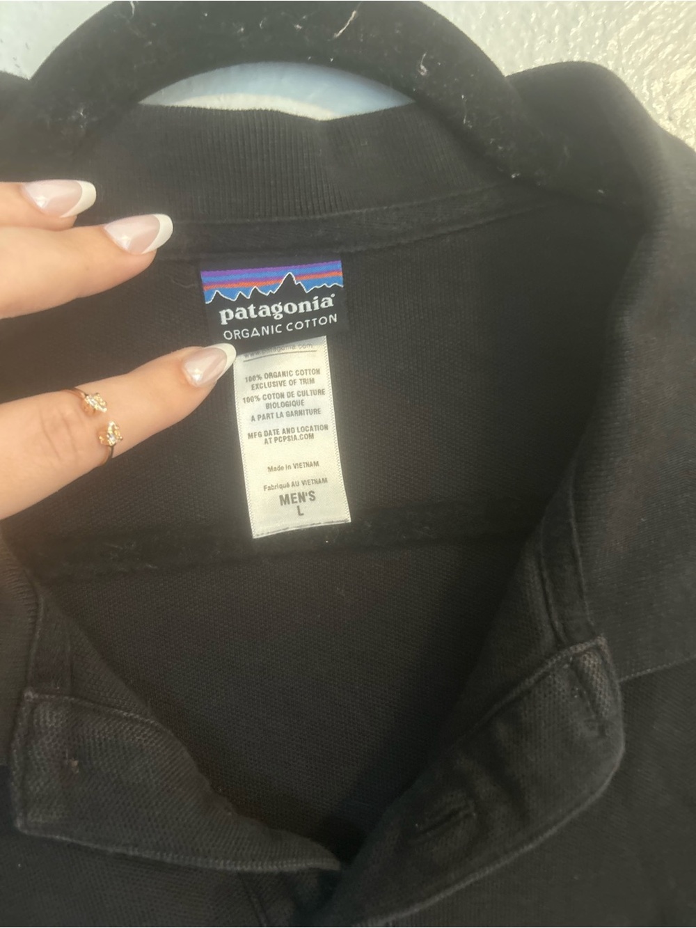 Men’s Patagonia polo - Picture 3 of 5